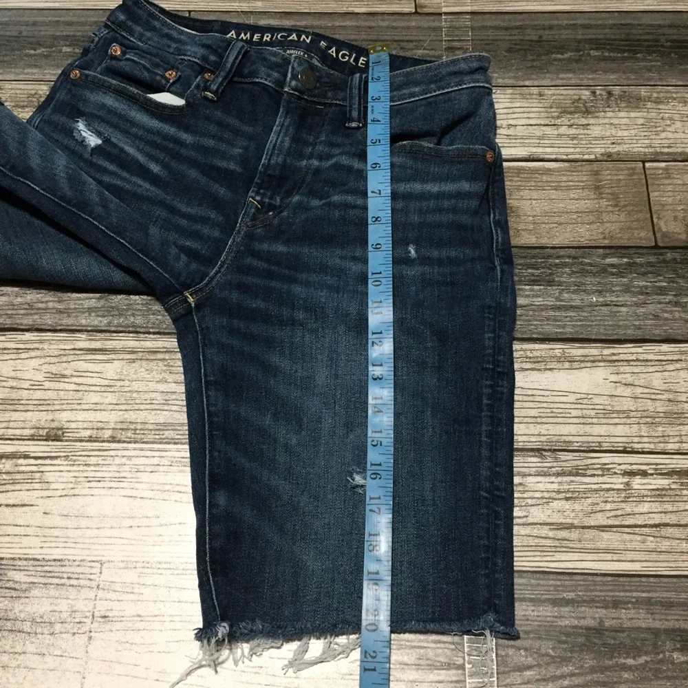 American Eagle Airflex Jean Shorts Men’s 28 Blue Denim (Inseam 9.5) Raw Hem